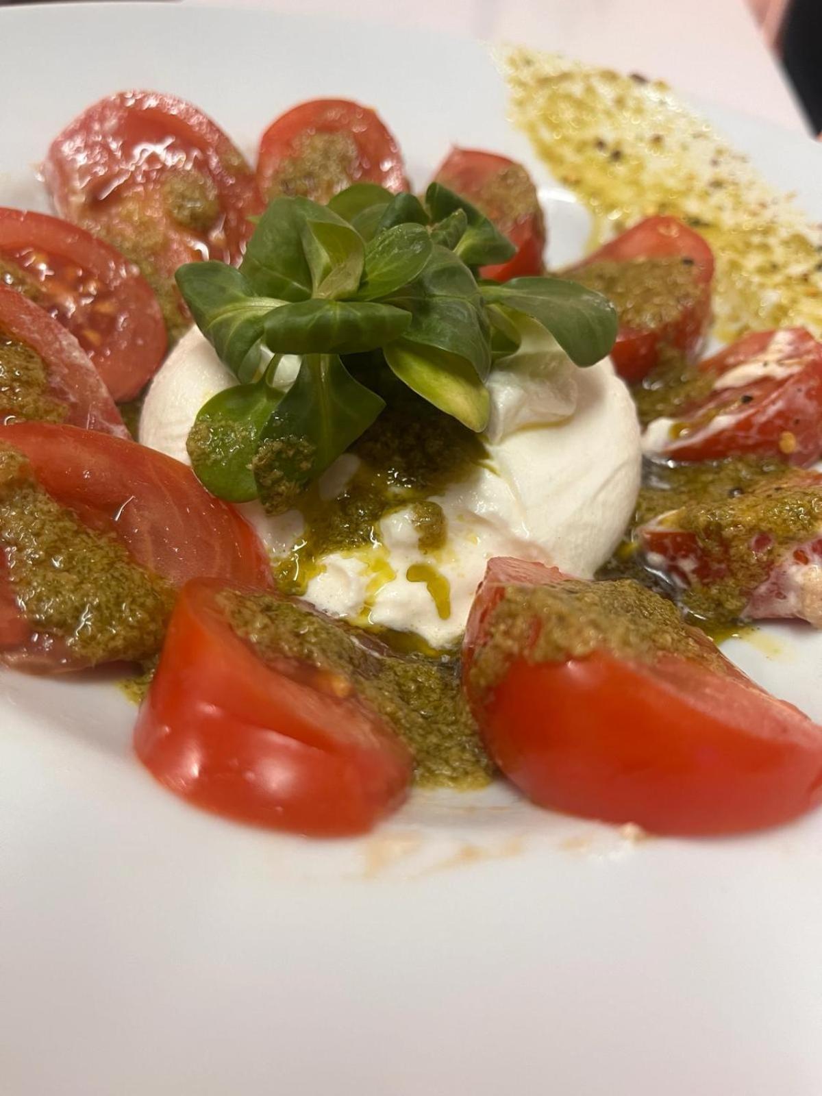 Hostal Restaurante Bustos Villarrubio Dış mekan fotoğraf