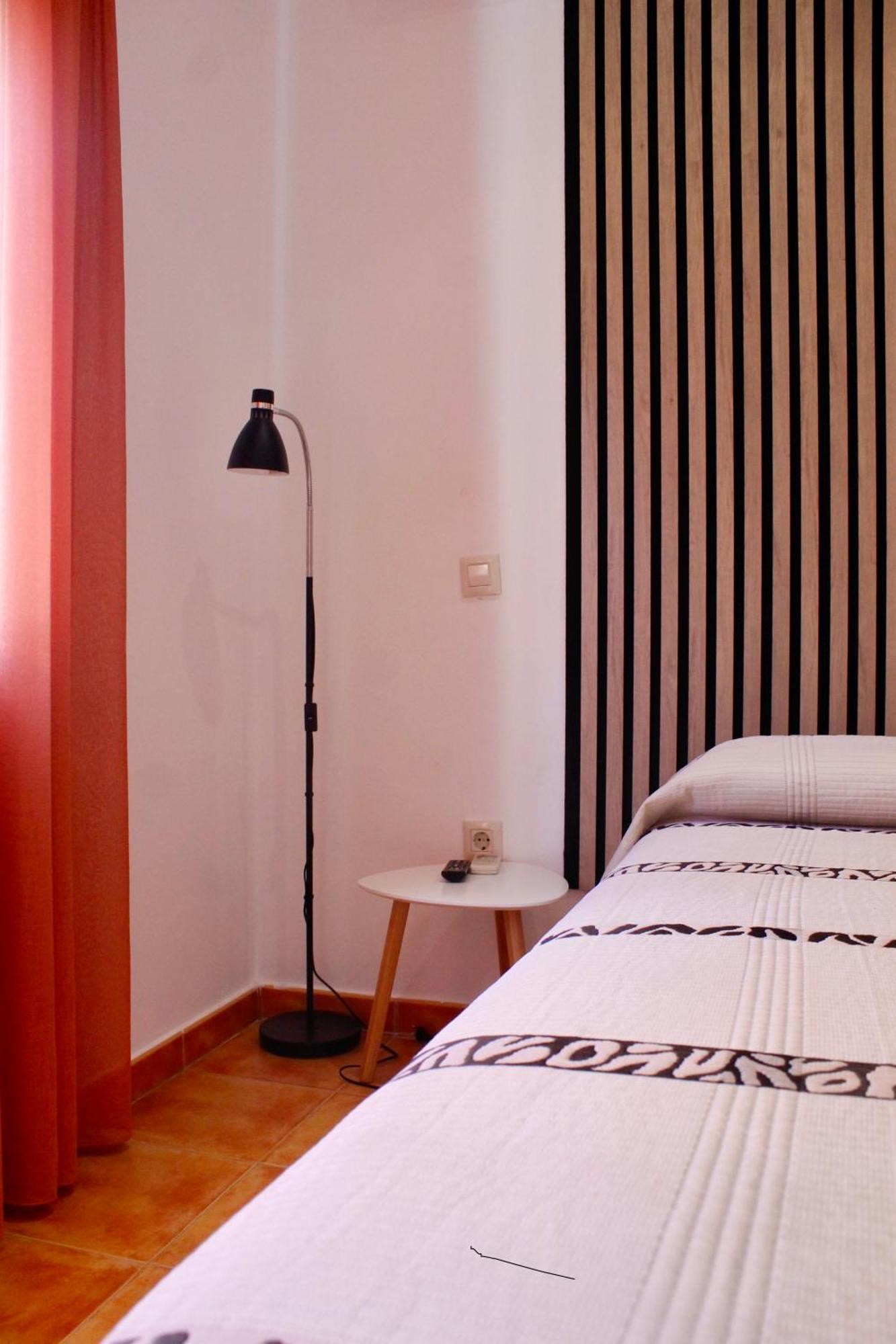 Hostal Restaurante Bustos Villarrubio Dış mekan fotoğraf