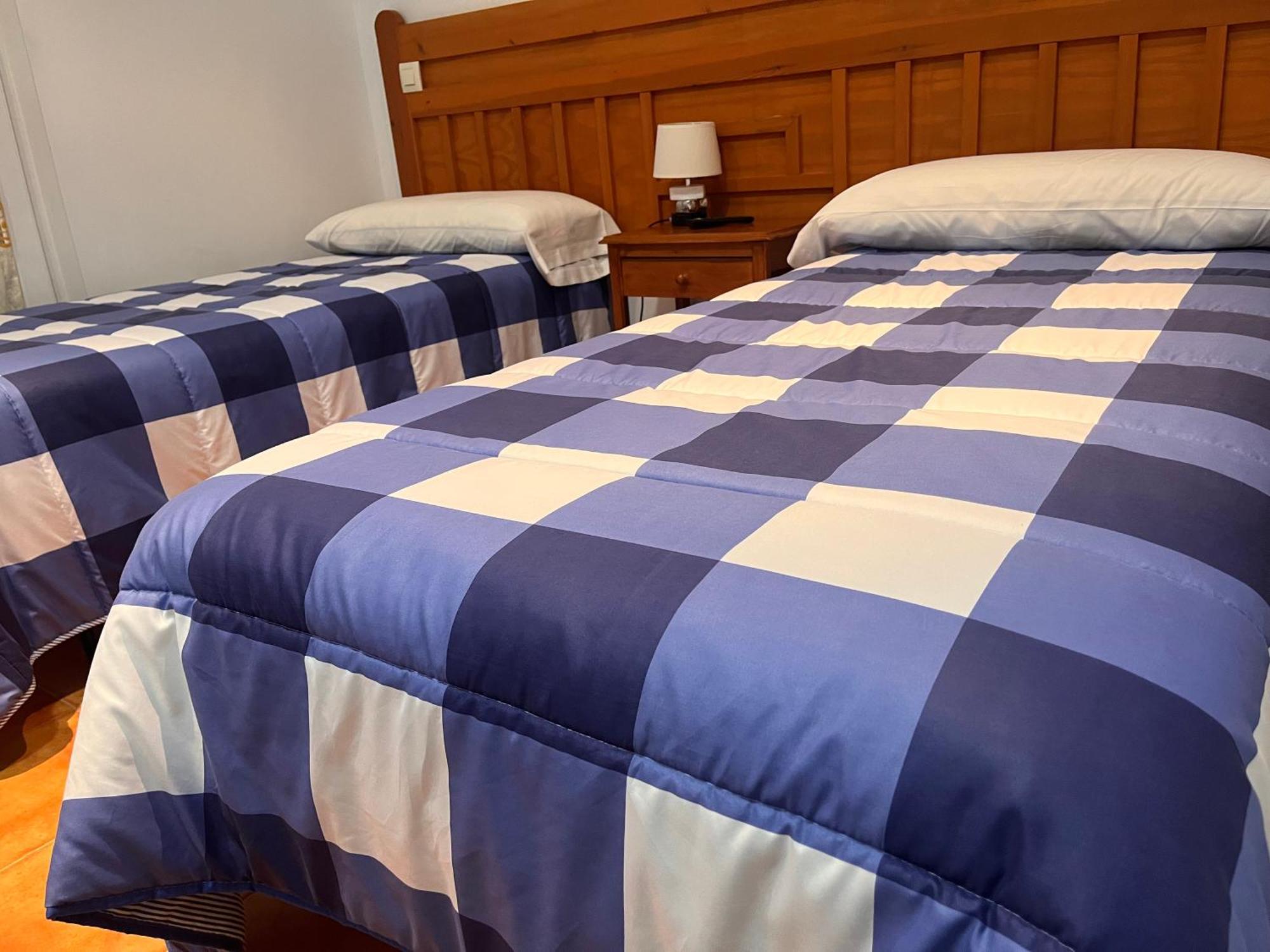 Hostal Restaurante Bustos Villarrubio Dış mekan fotoğraf