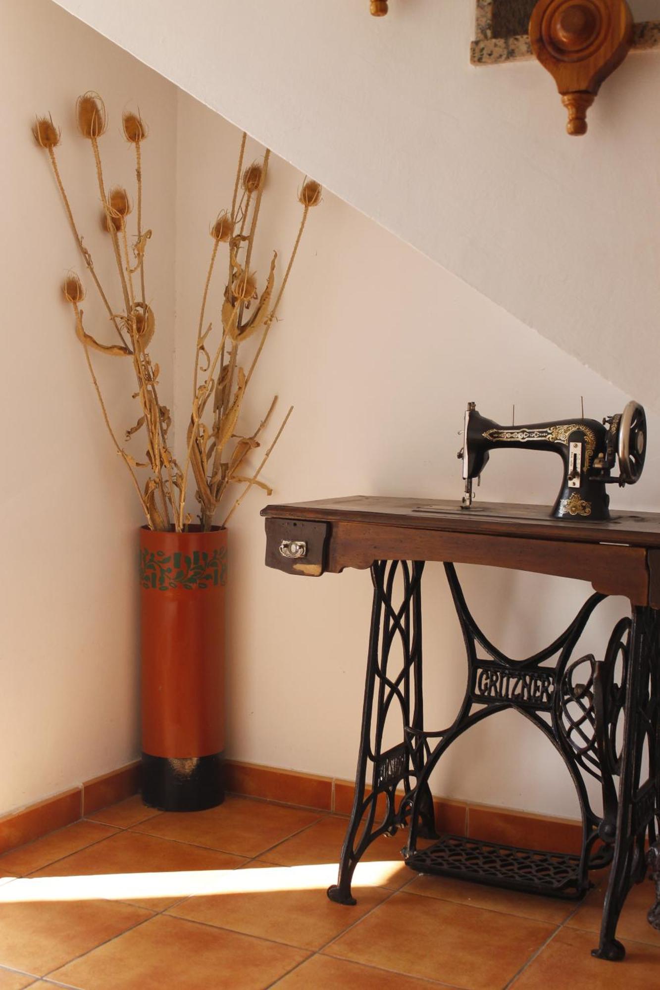 Hostal Restaurante Bustos Villarrubio Dış mekan fotoğraf