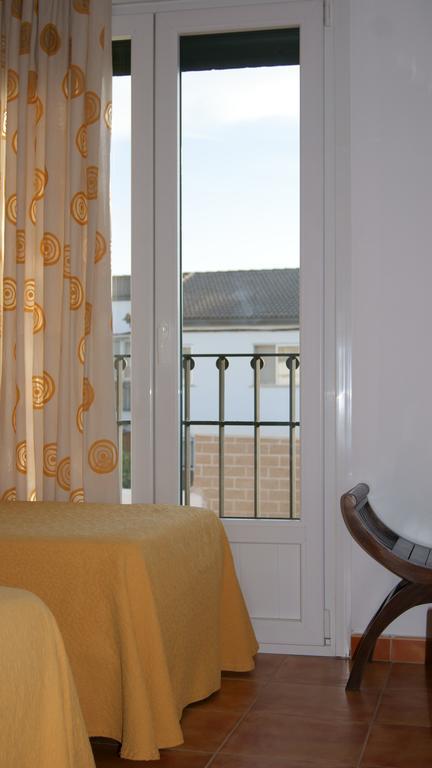 Hostal Restaurante Bustos Villarrubio Dış mekan fotoğraf